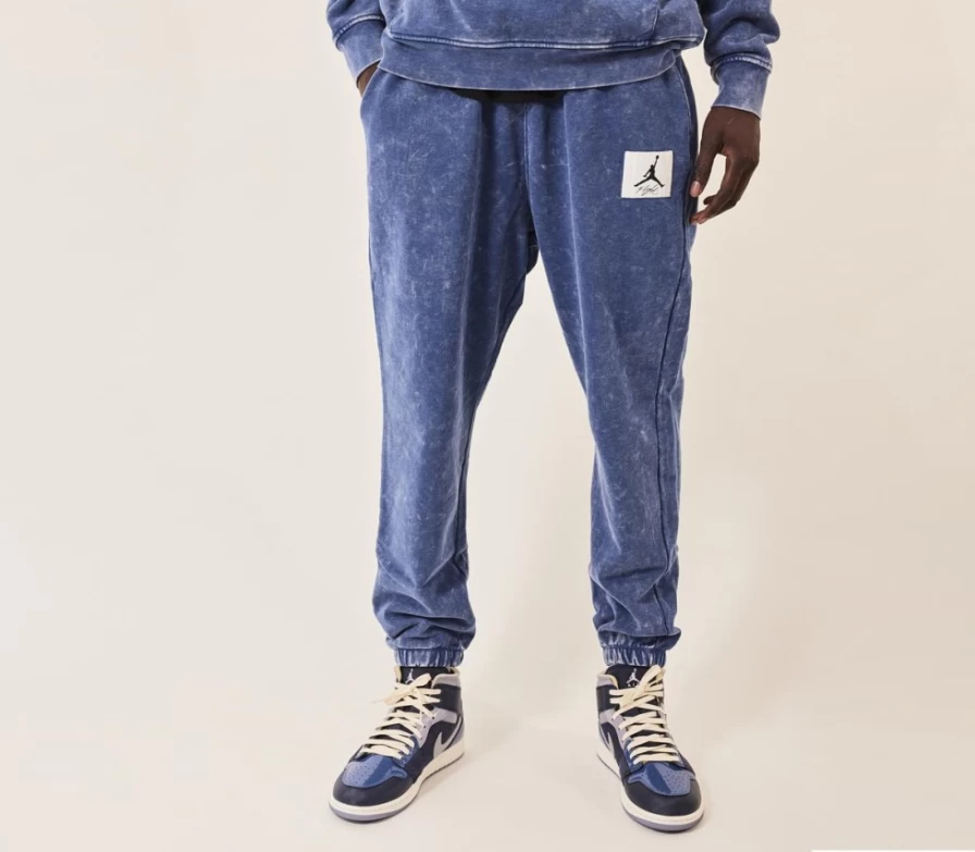 Jordan Men's French Blue Wash Fleece Pants - Comfort & Style