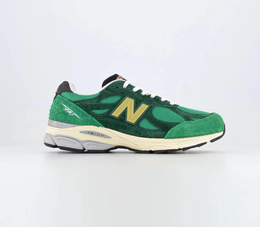 New Balance 990V3 Men's Green Running Trainers – Lightweight Comfort & Support