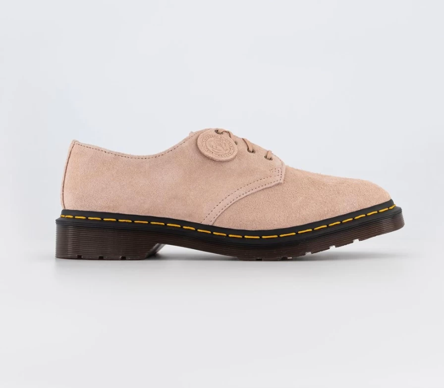 Dr. Martens Smiths 4 Eye Shoes for Men in Peach Beige Desert Oasis Suede - Classic Leather Boots