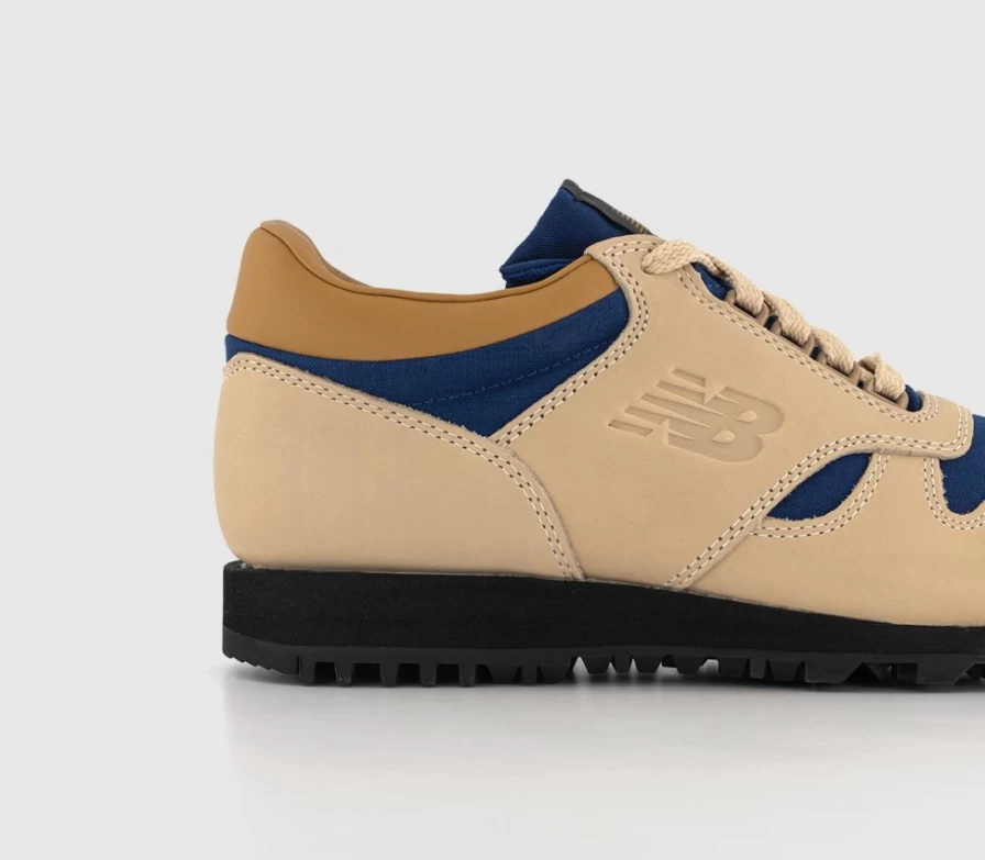 New Balance Rainier Men's Trainers in Dune Beige Navy - Lightweight Running Shoes for Men