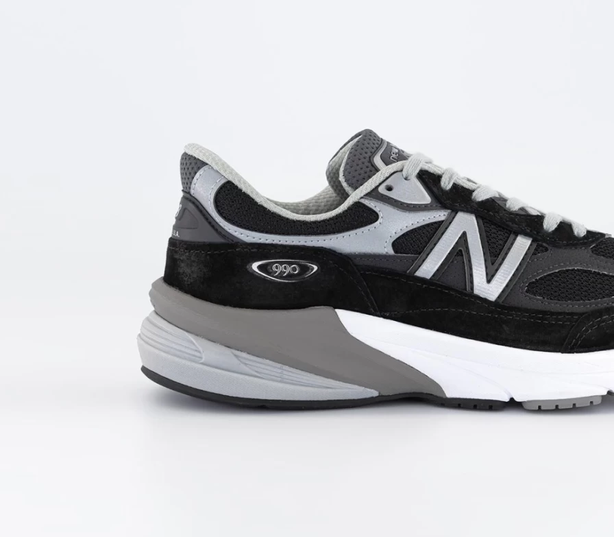 New Balance 990V6 Men's Black Running Trainers