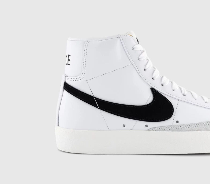 Nike Women's Blazer Mid 77 Trainers in White Black Sail - Retro Sneakers for Women