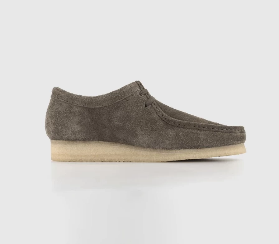 Clarks Originals Men's Wallabee Shoes in Dark Grey Suede - Classic Comfort & Style